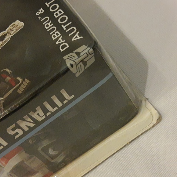 Transformers Generations Deluxe Class Titans Return DABURU & TWINFERNO SEALED - Picture 5 of 15
